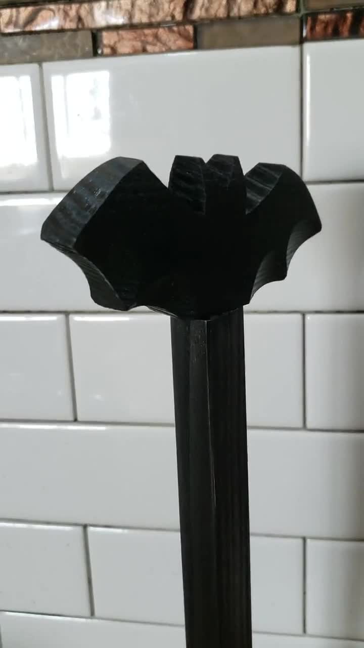 Bat Paper Towel Holder, Halloween Decor For Kitchen And Bathroom, Gothic  Home Decor For Oddities And Curiosities, Goth Accessories For Countertop  Stand, Witchy Gifts For Women - Temu Germany