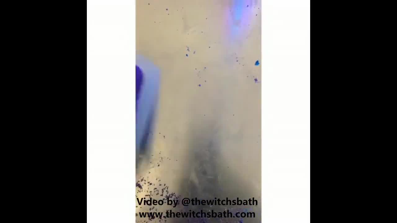 https://v.etsystatic.com/video/upload/q_auto/Bath_Bombs_Video_-_Etsy_0_uwp1xs.jpg