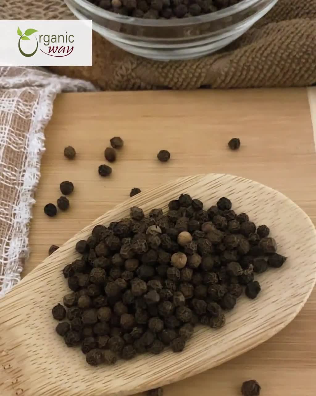 Pimienta negra entera Organic Way - Repuesto para molinillo / Orgánica, kosher, certificada por el USDA / Cruda, vegana, sin OMG, sin gluten / Origen: India video poster