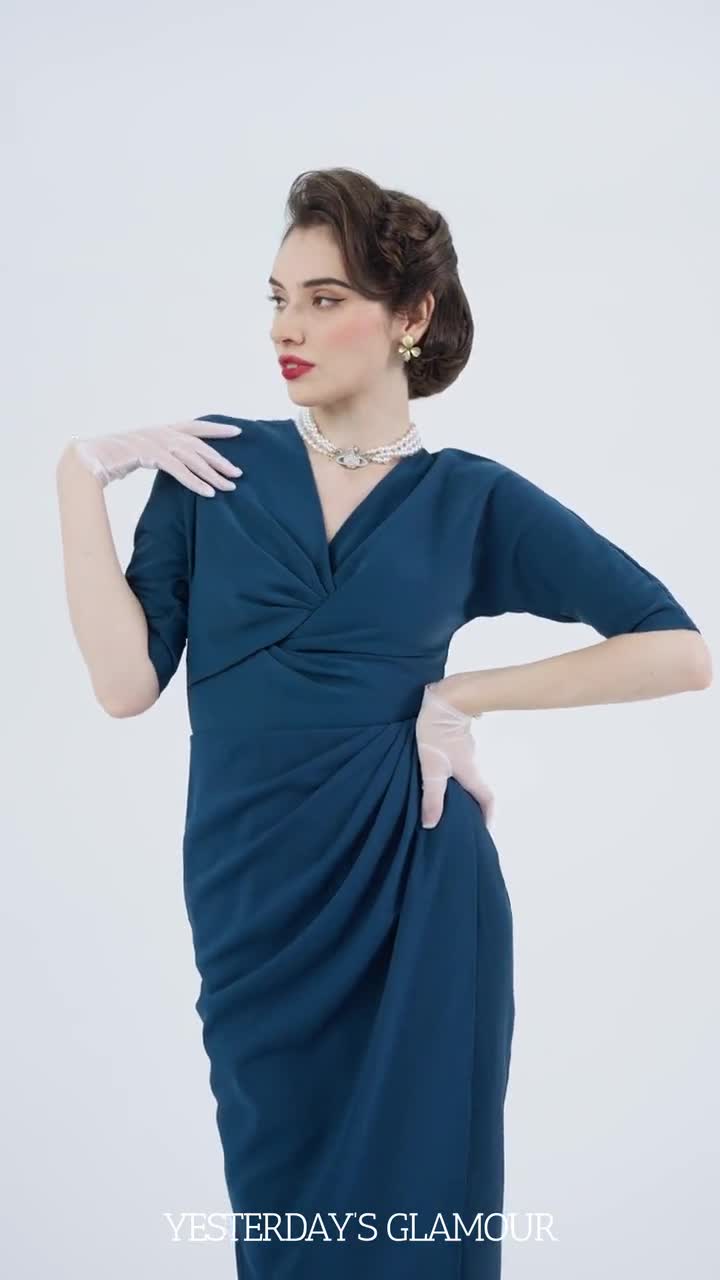 スーツ・フォーマル・ドレス blair Blair Silhouette Wrap Dress - Elegant V-neck, Draped Design With