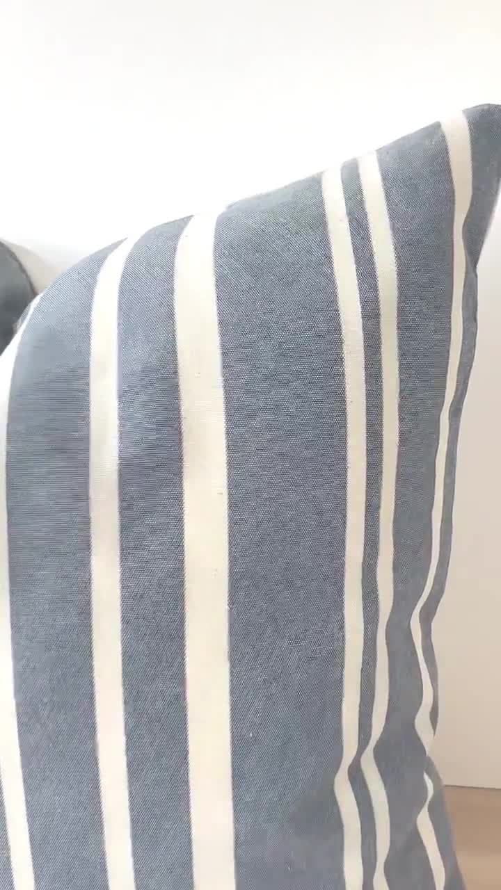 https://v.etsystatic.com/video/upload/q_auto/Blue_Sectional_Pillows_1_jhifo8.jpg