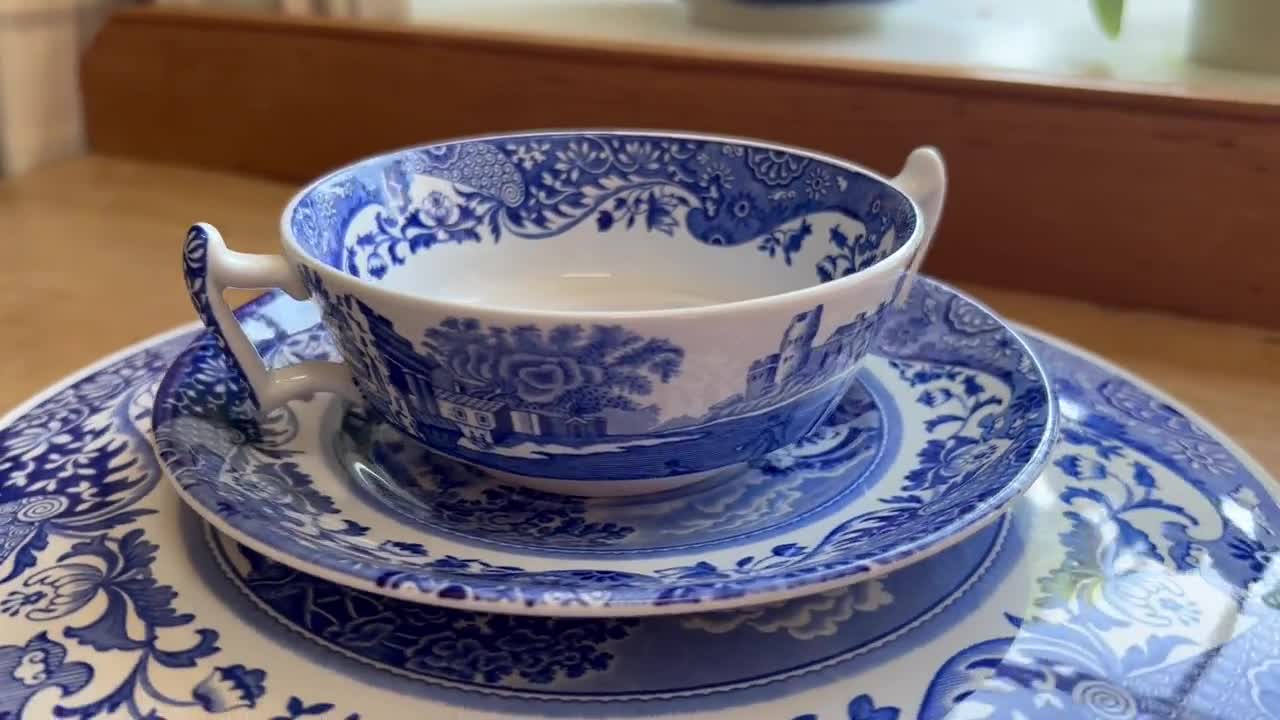 Vintage Spode Blue Italian Soup Bowl or Lug With Stand W18cm