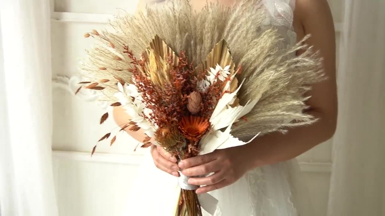 White Dried Flower Bouquet, Ivory Wedding Bouquet, Wedding Flower