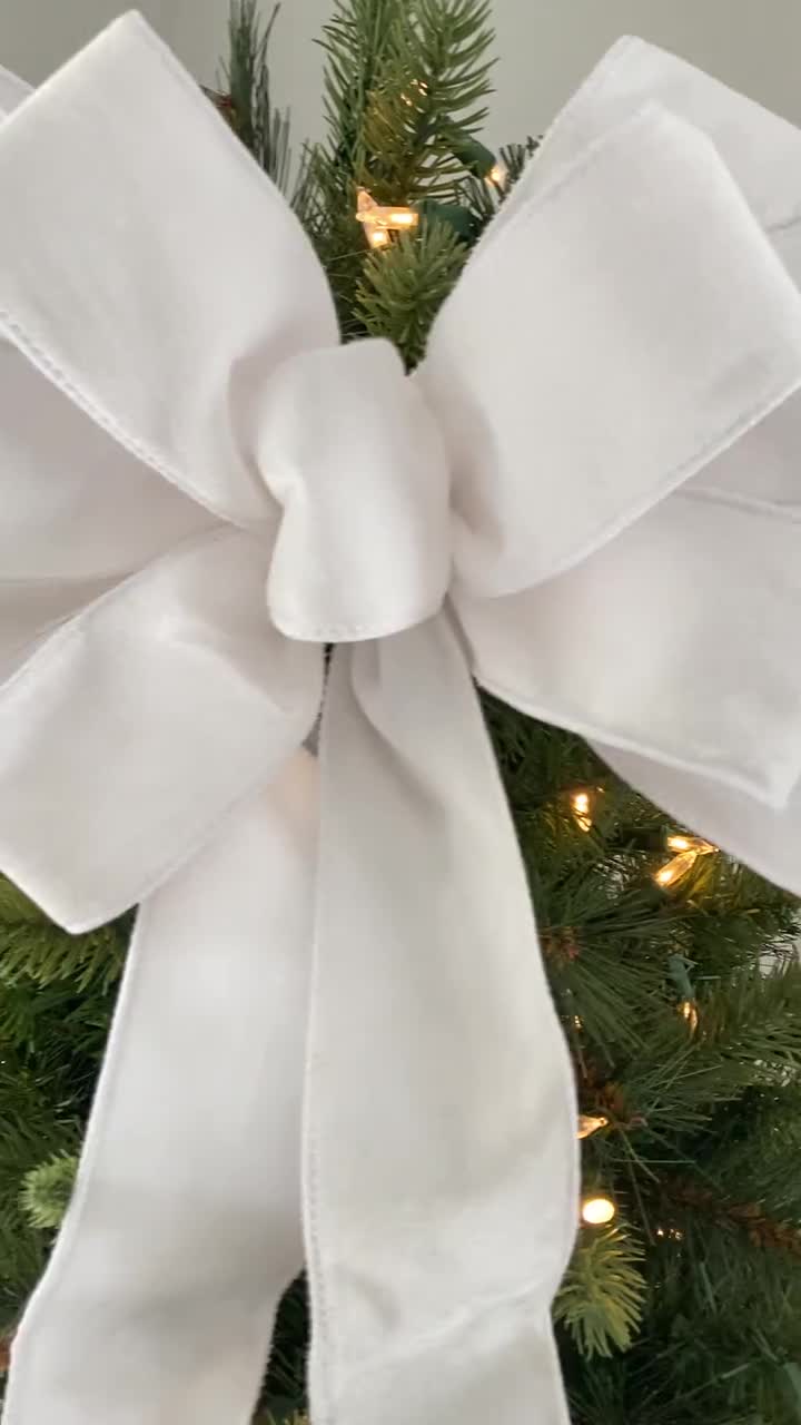 MEEDEE White Christmas Tree Topper White Glitter Christmas Bows 12 Wide  Velvet Christmas Bows White Christmas Bows White Bows for Christmas Tree