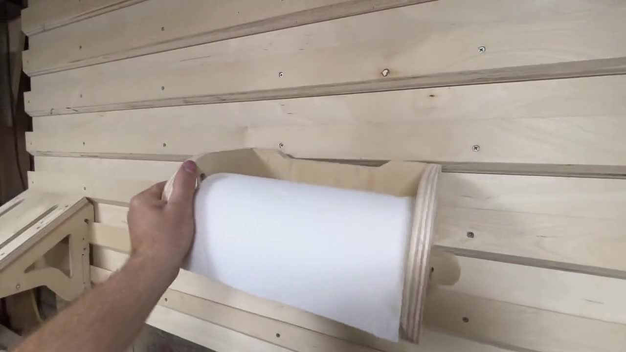 French Cleat Paper towel rack. ( Tool Storage Wall French Cleat DIY) 