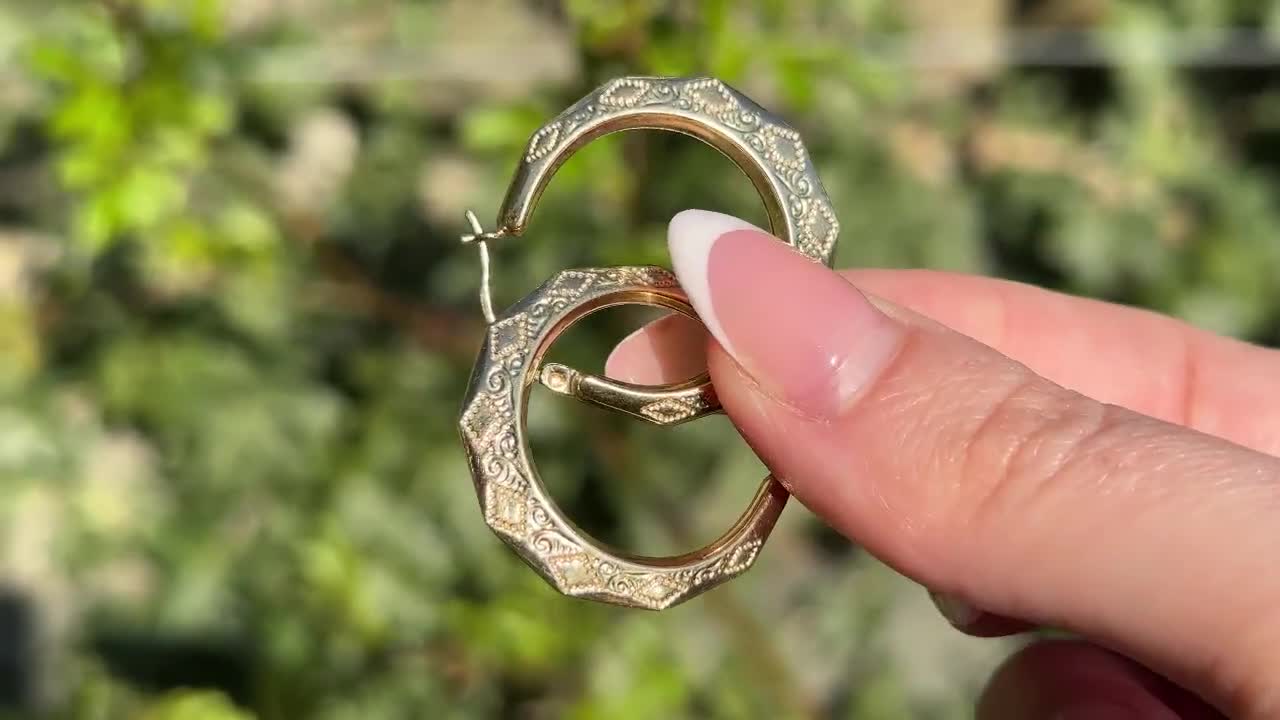 Orecchini Creoli A Cerchio Rotondo Da 20 Mm Realizzati In Oro Giallo Massiccio Da 9 Carati - Italia - Foto 5