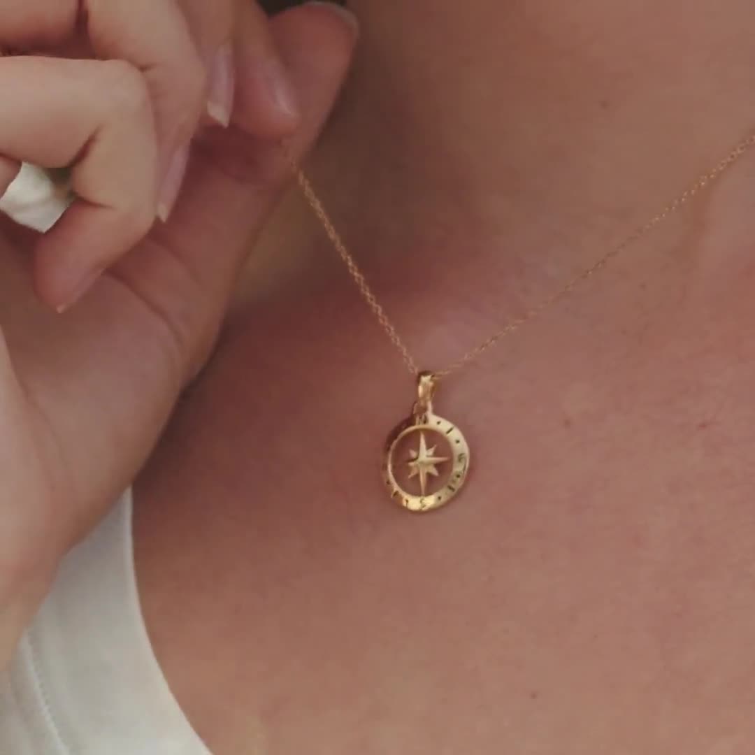 Collar reversible de de oro colgante de amuleto de - Etsy México