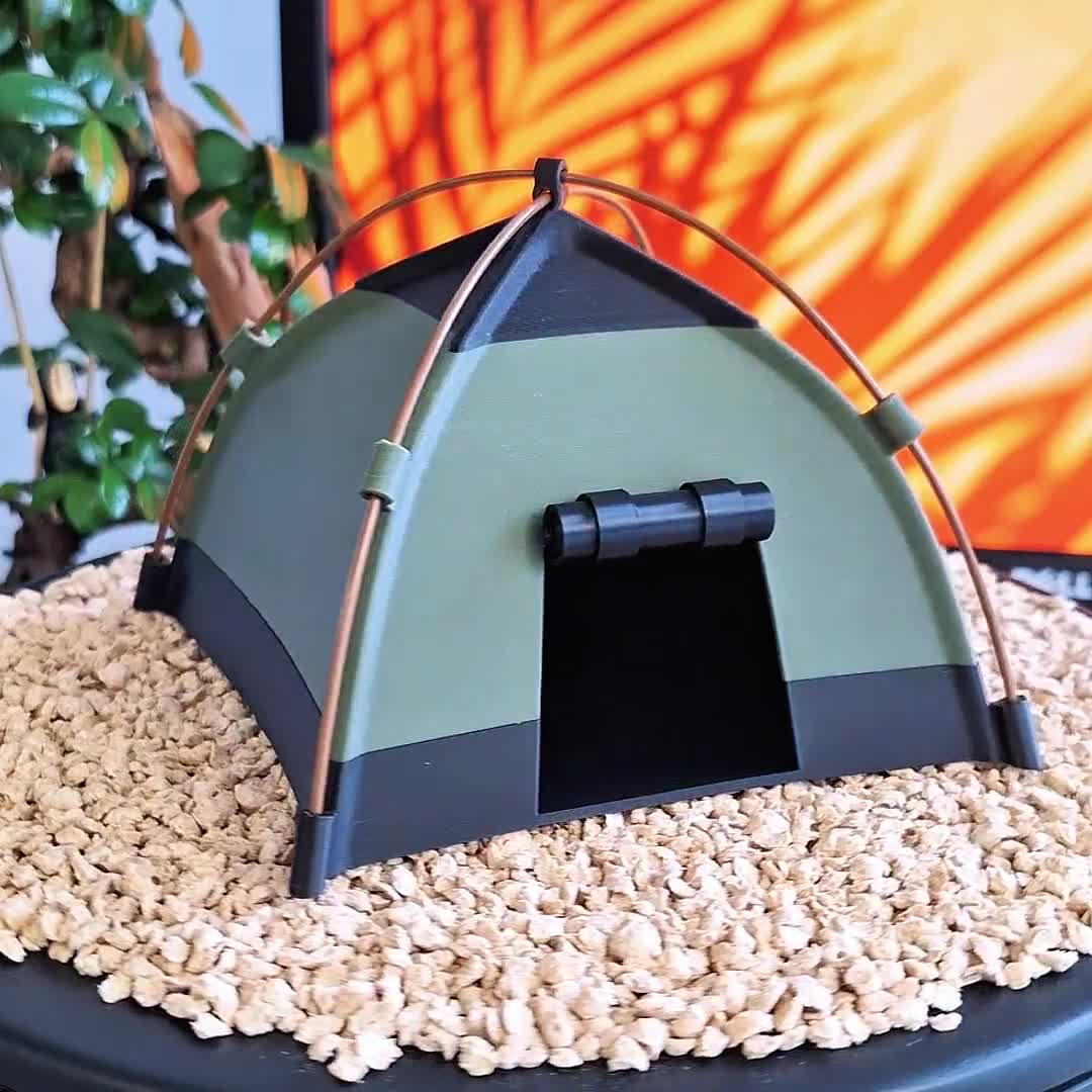 プラスチック製ハムスターテントハウス。ハムスターの隠れ家。小動物の