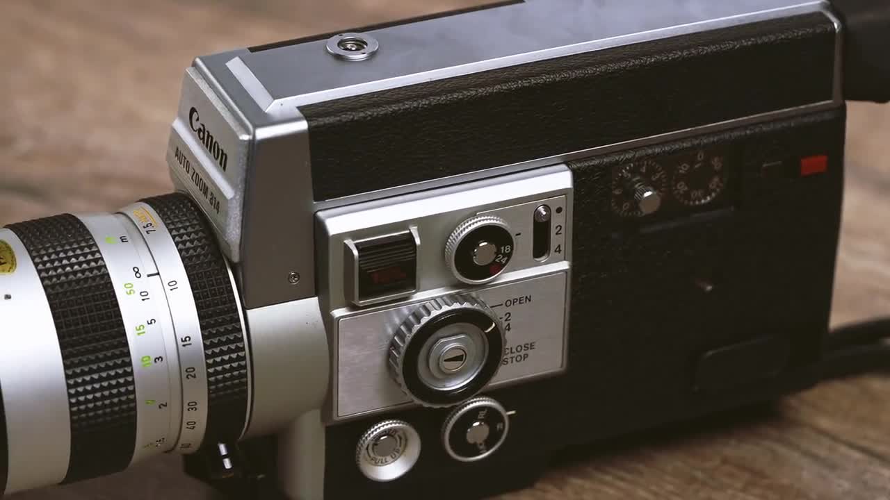 CAMÉRA SUPER 8 UNIVERSA ZOOM REFLEX SUPER 8 VINTAGE JAPON AVEC BOÎTE
