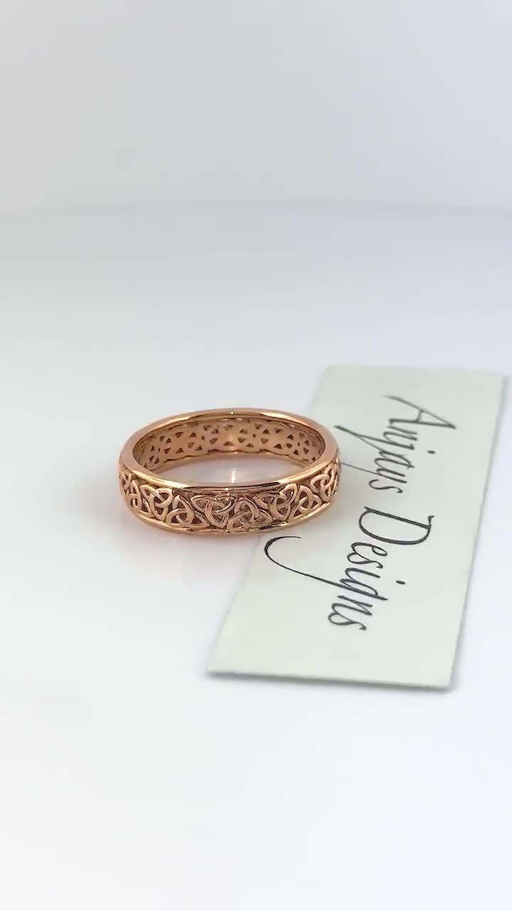 ケルト風結婚指輪 14Kホワイトゴールド ケルト風トリニティノット結婚