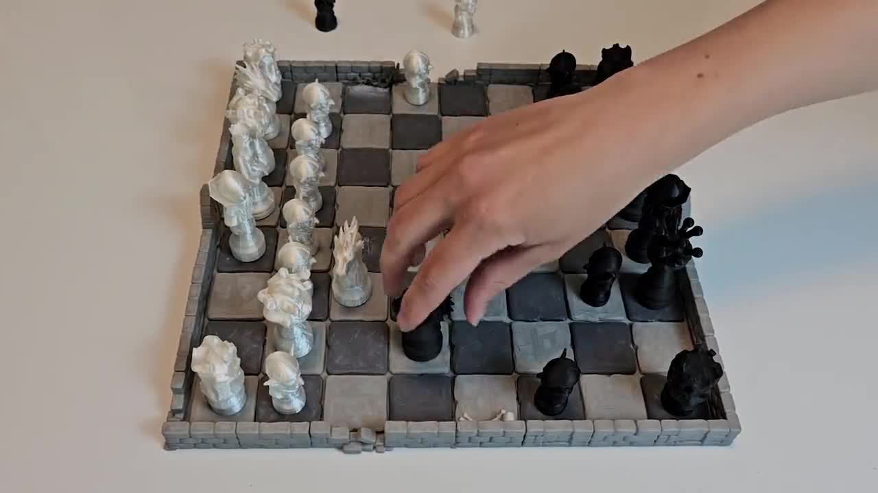 チェスセット - DnD風ダンジョンボードとモンスターをテーマにした駒
