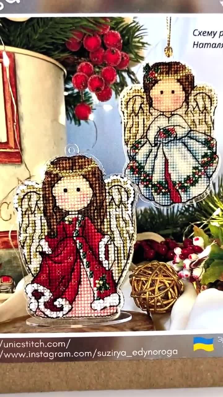 ユニック クロスステッチ、白と赤のクリスマスエンジェル、糸、ビーズ