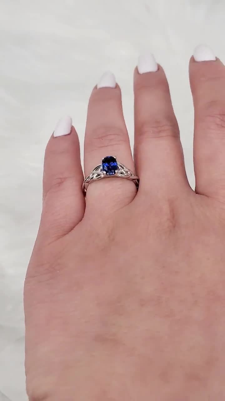 Photos] Bling, Bling! Ciara Shows Off Her 15 Carat Engagement Ring -  theJasmineBRAND