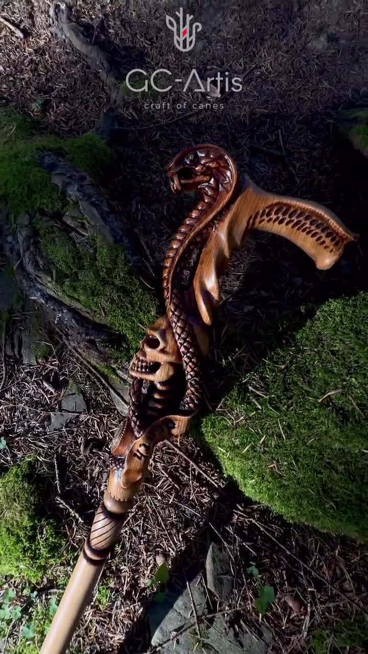 Portachiavi In Legno H-Customs Con Serpente Cobra, Artigianale, Ciondolo Unisex, Design Unico, Prodotto In Germania