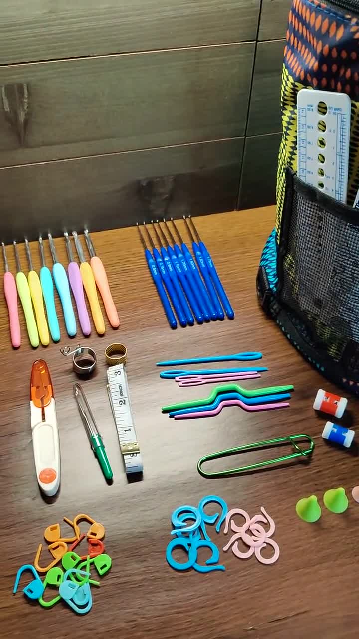 Crochet Kit With Bag, DIY Crochet Kit, Beginner Crochet Hooks 