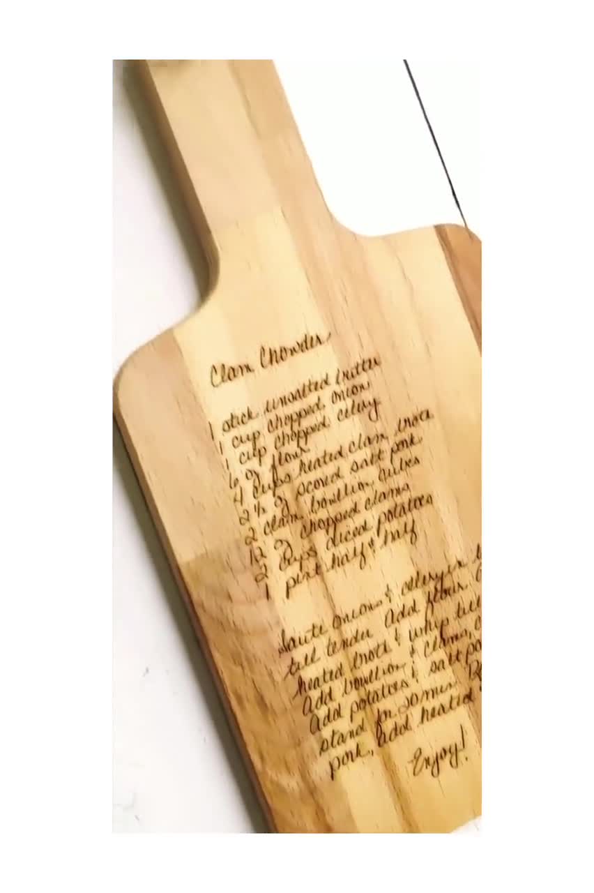  Tabla de cortar de madera con grabado láser, fabricado en los  Estados Unidos, 100 : Hogar y Cocina