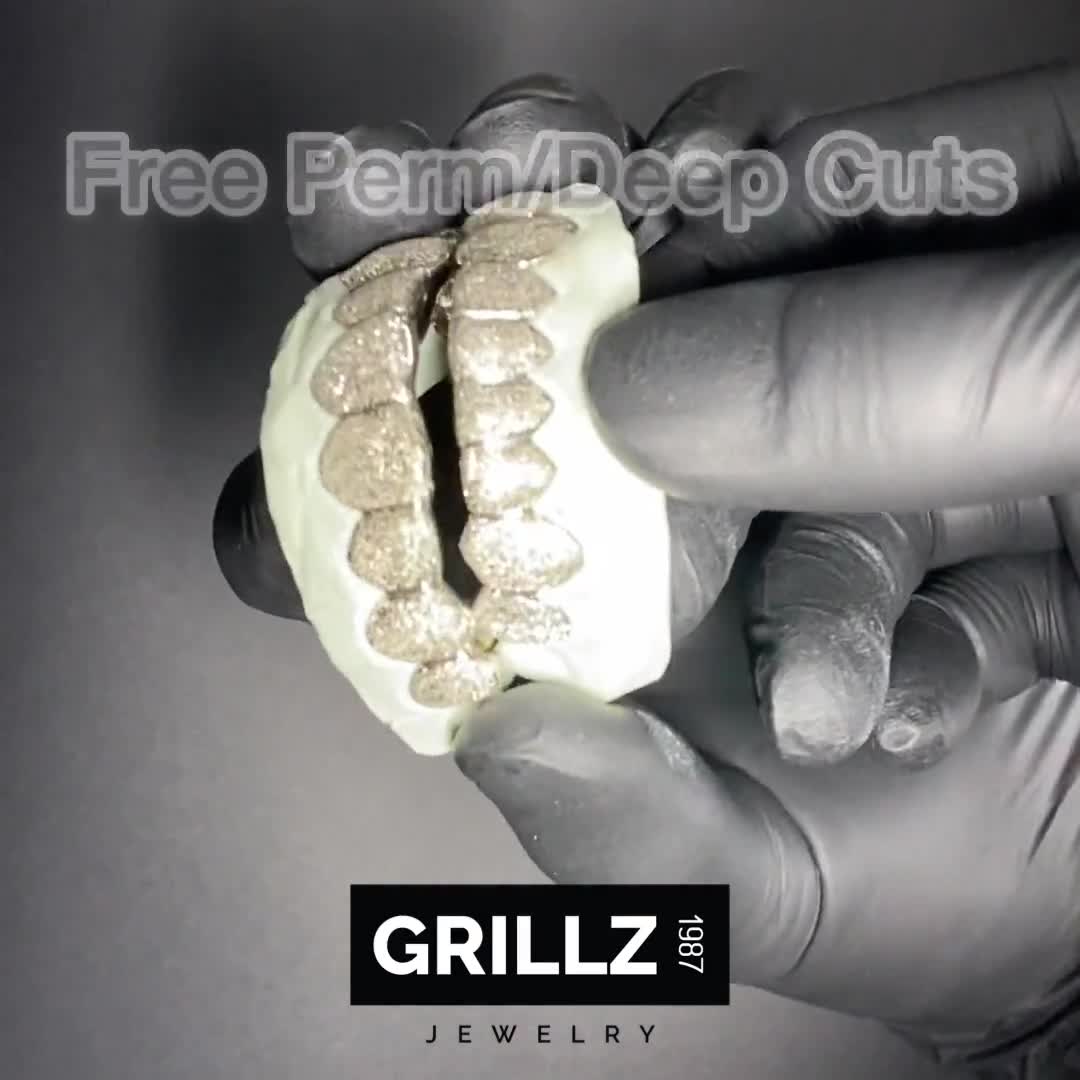 Custom Grillz, FREE Diamond Dust, 925 Silver Real 14K Gold , FREE Mold  Kits, Fast Process, FREE 2 Day Shipping by Grillz Jewelry 