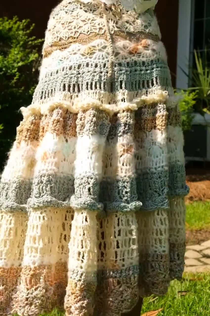 Yarn Bee Bejeweled Sequin Yarn