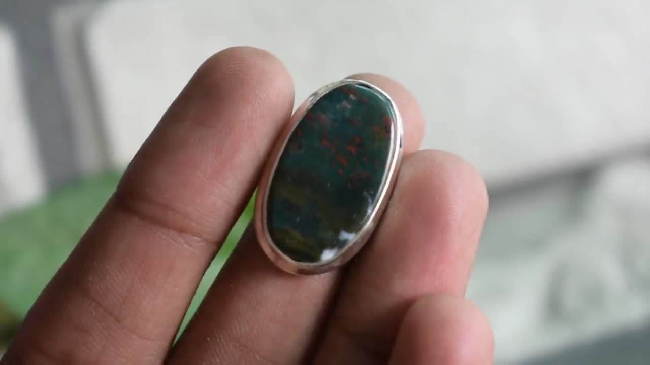 ハンドメイド925シルバーブラッドストーンリング、天然石デザイン 
