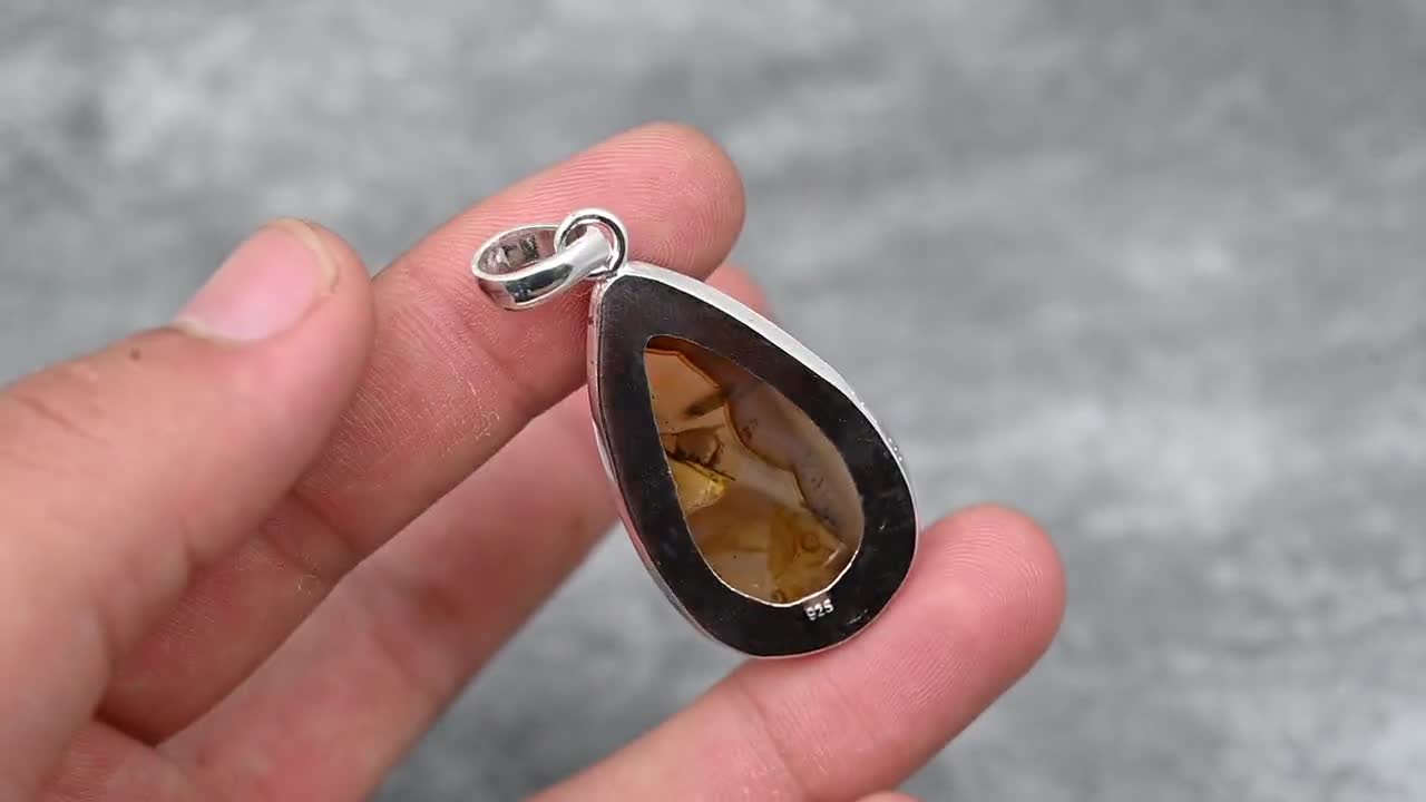 モンタナアゲートペンダント 925スターリングシルバーペンダント