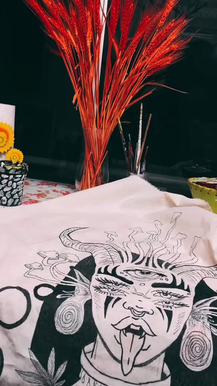 Tapiz abstracto "Desorden" – Tapiz de tela llamativo hecho a mano – Decoración bohemia moderna video poster