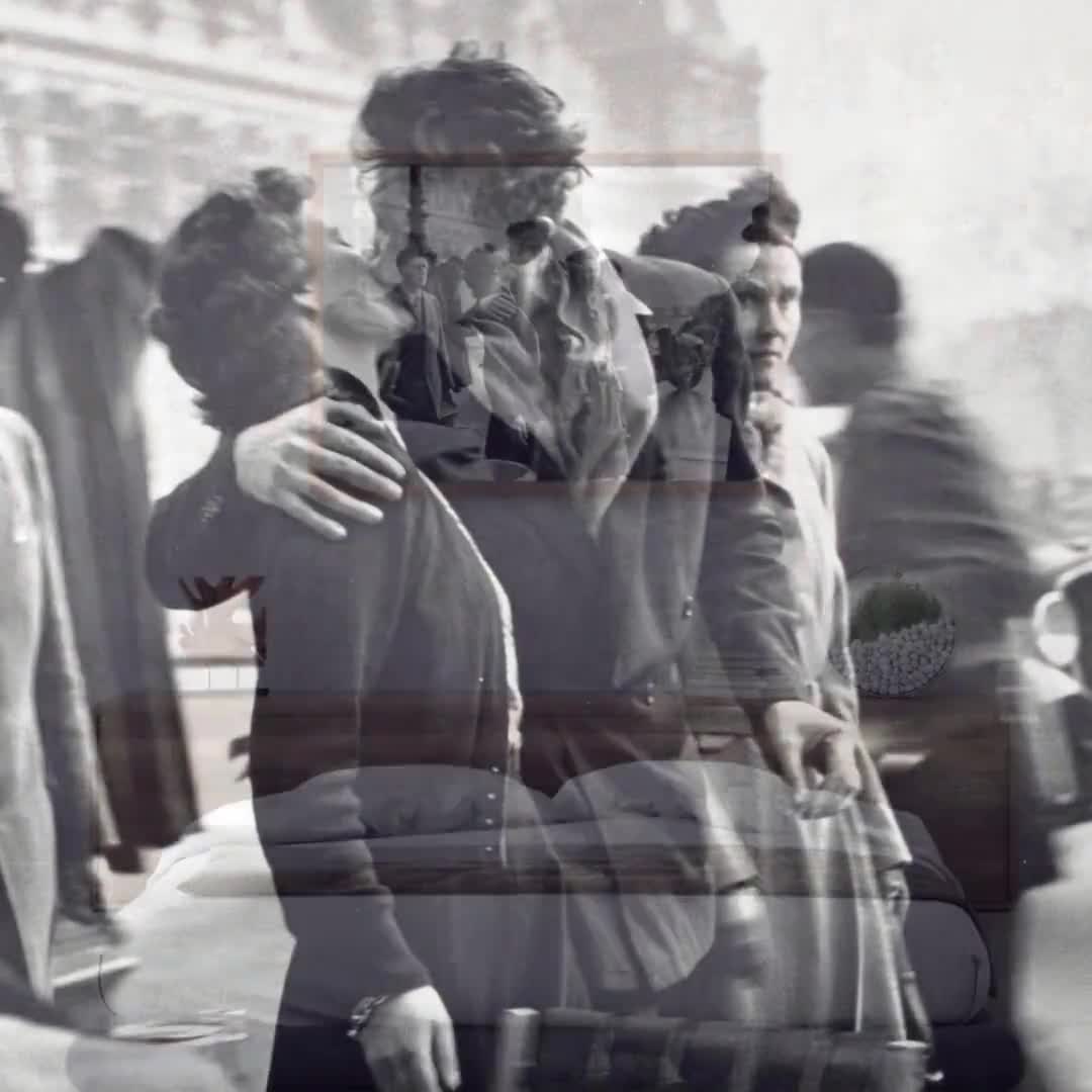 Doisneau_Kiss_Markanvas_pc1yq1.jpg