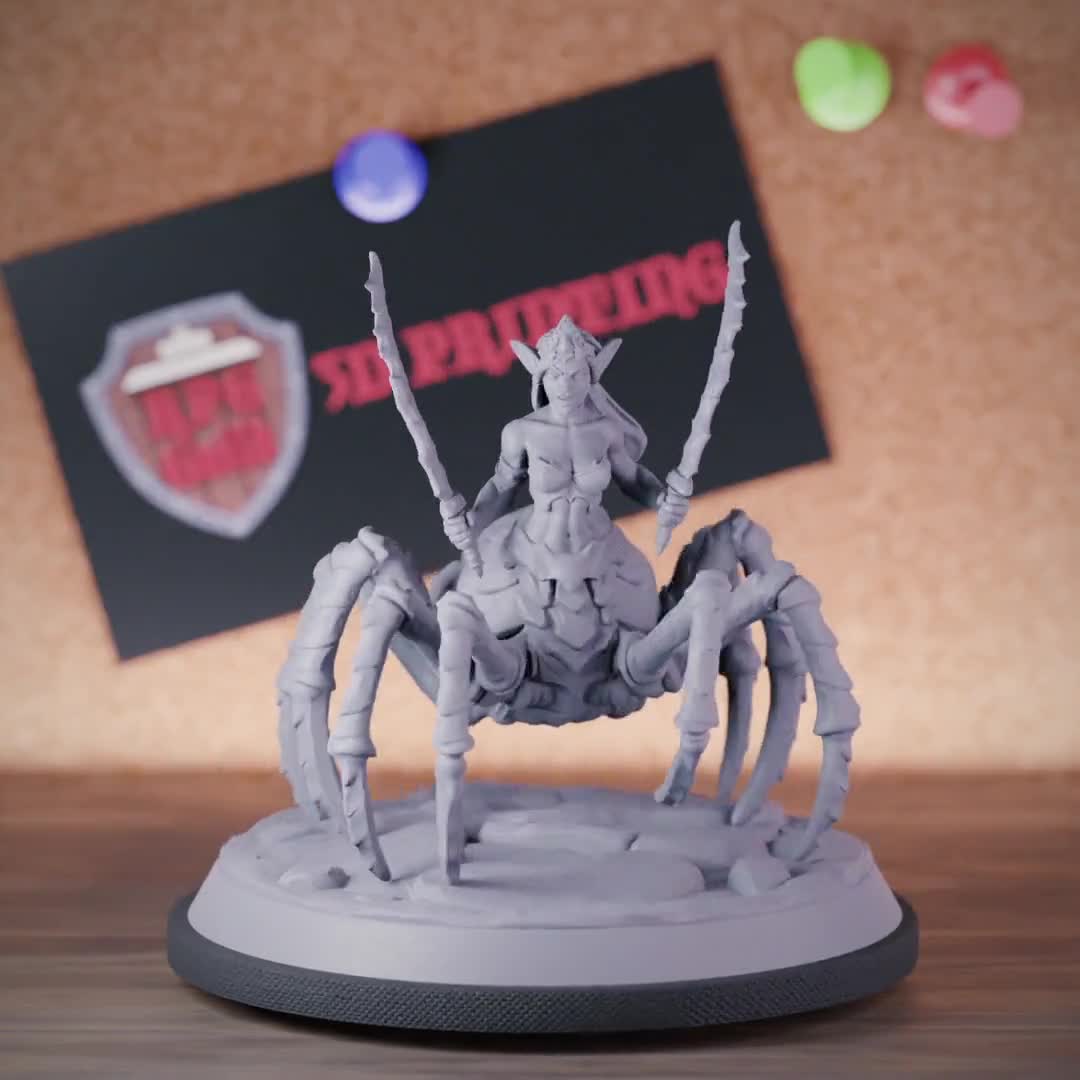 Angreifende Drinne Miniatur Spinnen Frau Figur für RPG's wie D&D 5e
