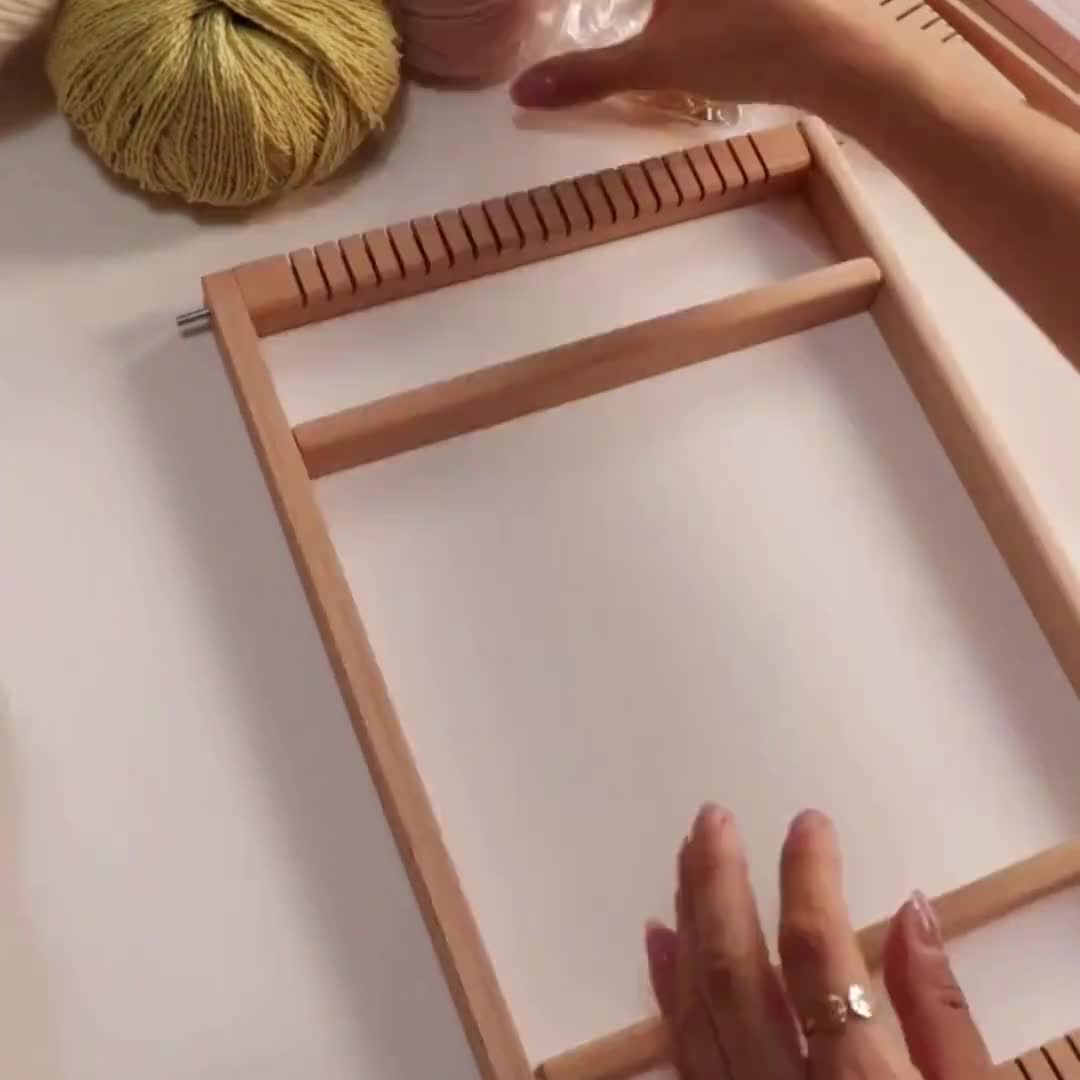 How to Warp a Small Frame Loom with a Heddle Bar 