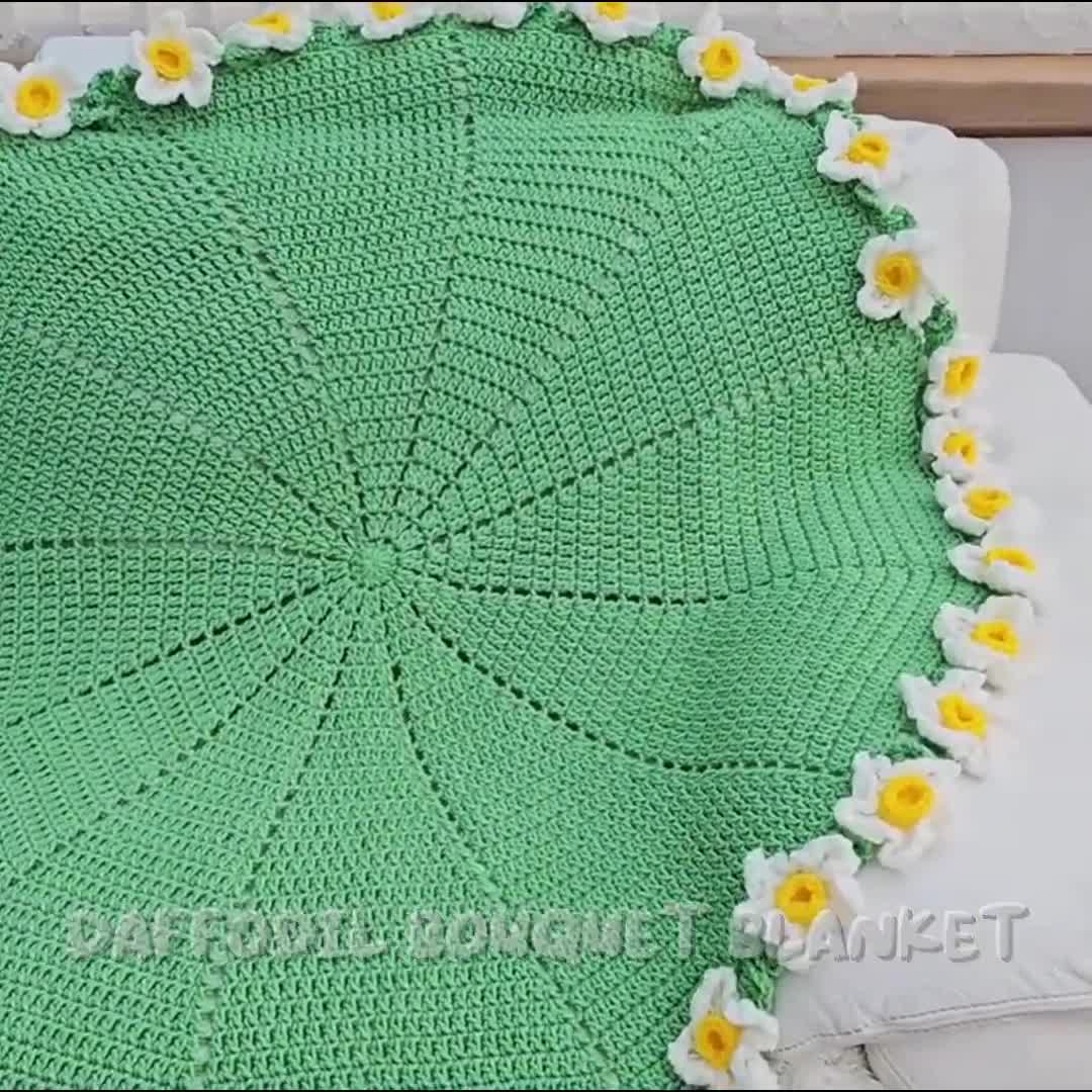 goen° plant planetの　ふくろうブランケット ふわもこボアのクッションブランケット（ut2250660）｜名入れ