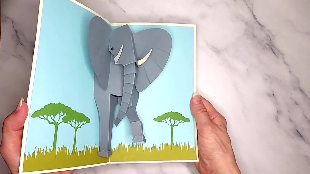 Couronne En Papier D'éléphant Imprimable. Modèle De Ruban Découpé