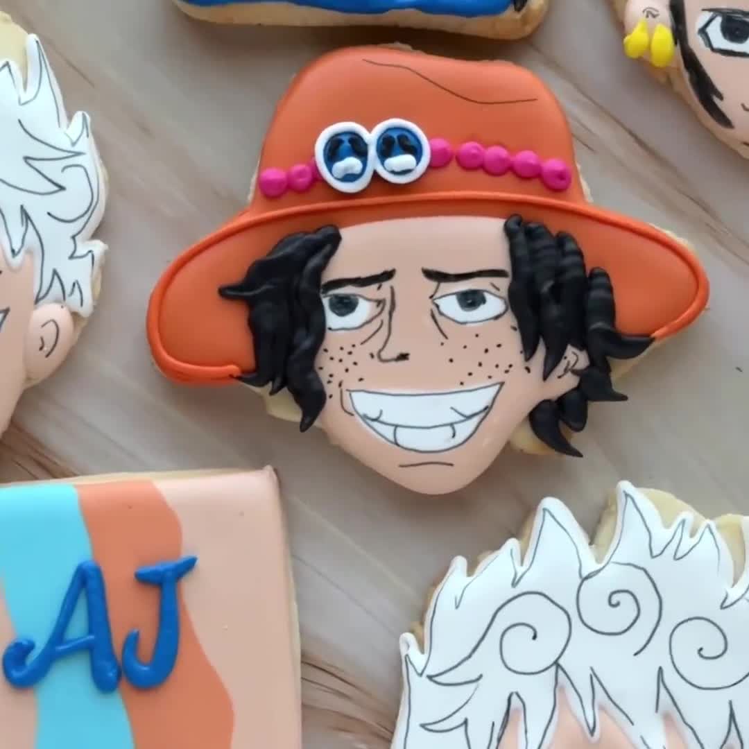 カスタムワンピースクッキー - 名前と年齢入りアニメシュガークッキー