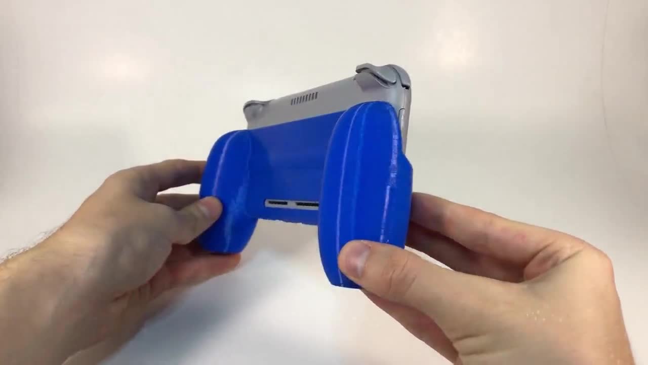 Retroid Pocket 3+ Metal Version Comfort Grip Case - 3D