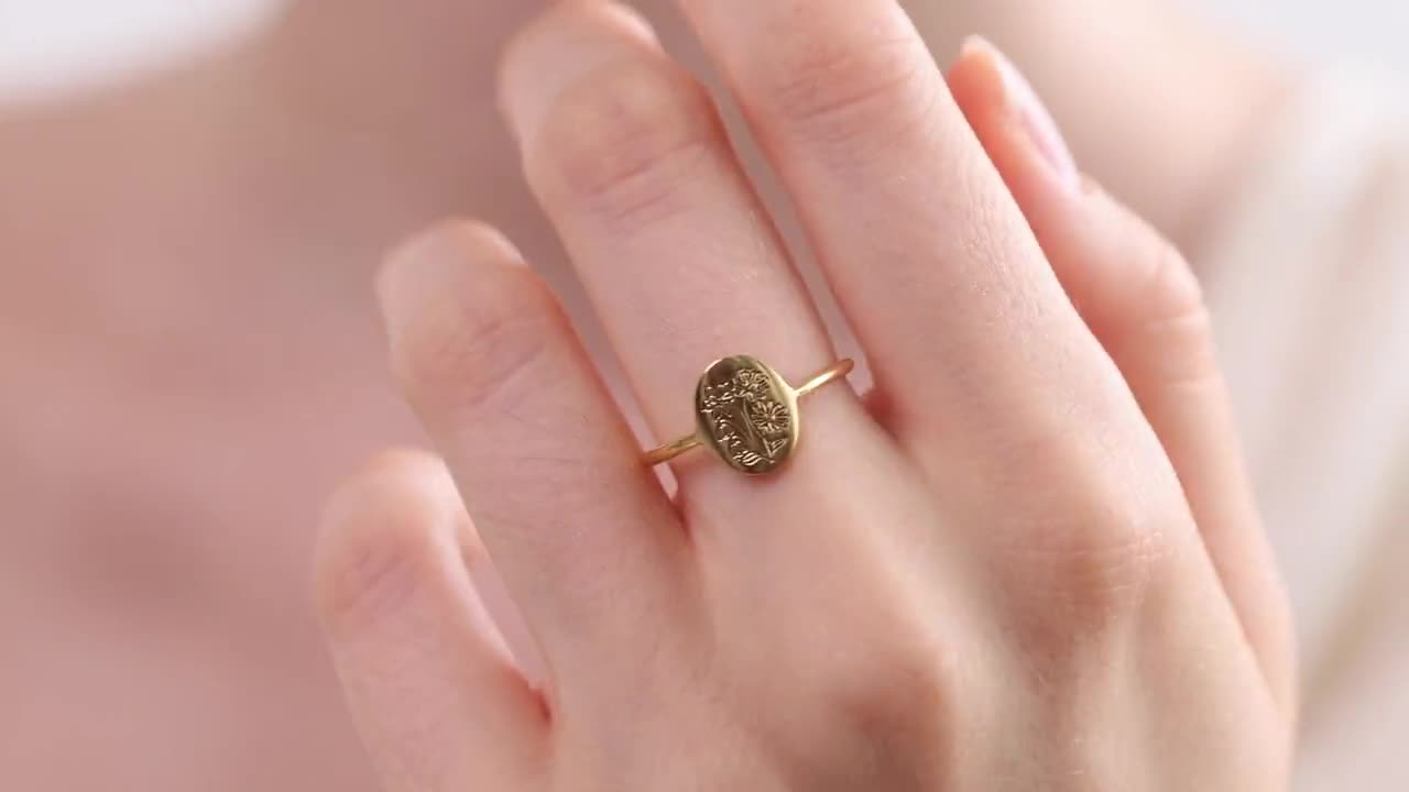 Family Florals Ring | Multiple Birth Flower Jewelry | Mother's Day Giftss | Christmas Gifts video poster