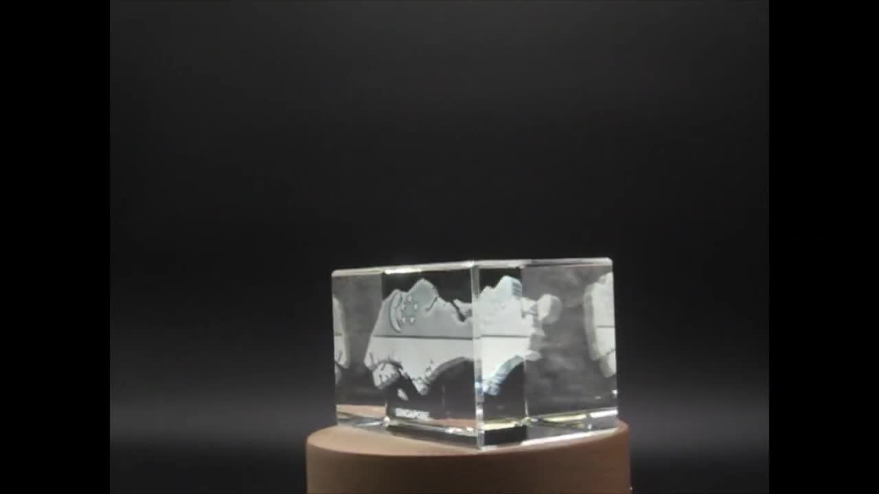 Souvenir e Ricordi | Logo Crystal – Regali in Cristallo 3D Personalizzati per Eventi e Aziende