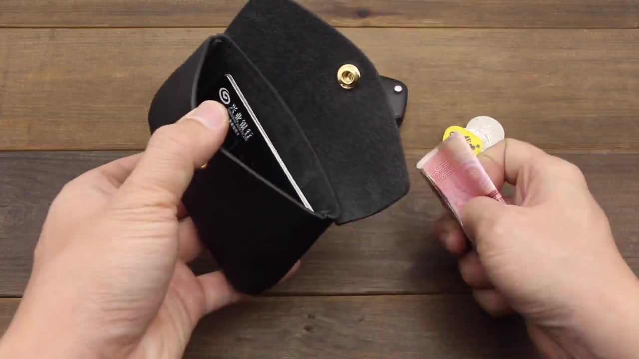 Monedero de monedas de cuero hecho a mano, tarjeta de crédito de cuero y monedero de monedas, bolsa de monedas, estuche para monedas, billetera de monedas de cuero, billetera para hombres, billetera para mujeres, billetera para regalos video poster