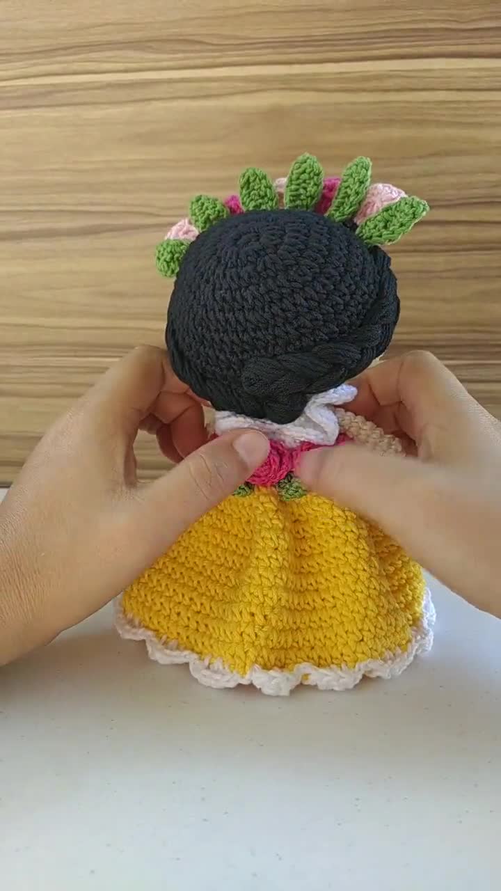 Amigurumi de frida kahlo online