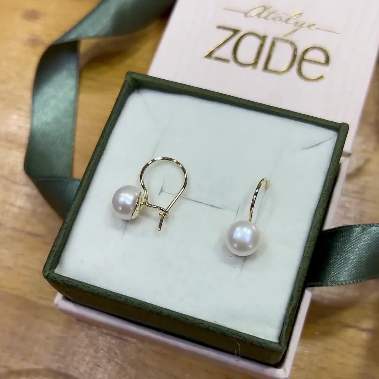 Pearl earrings store with gold trim