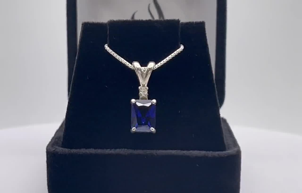SILCASA Pendentif Croix En Argent Sterling 925 Avec Saphir Bleu Naturel, Pierre De Naissance Du Mois De Septembre, 45,7 Cm, Gemme, Saphir