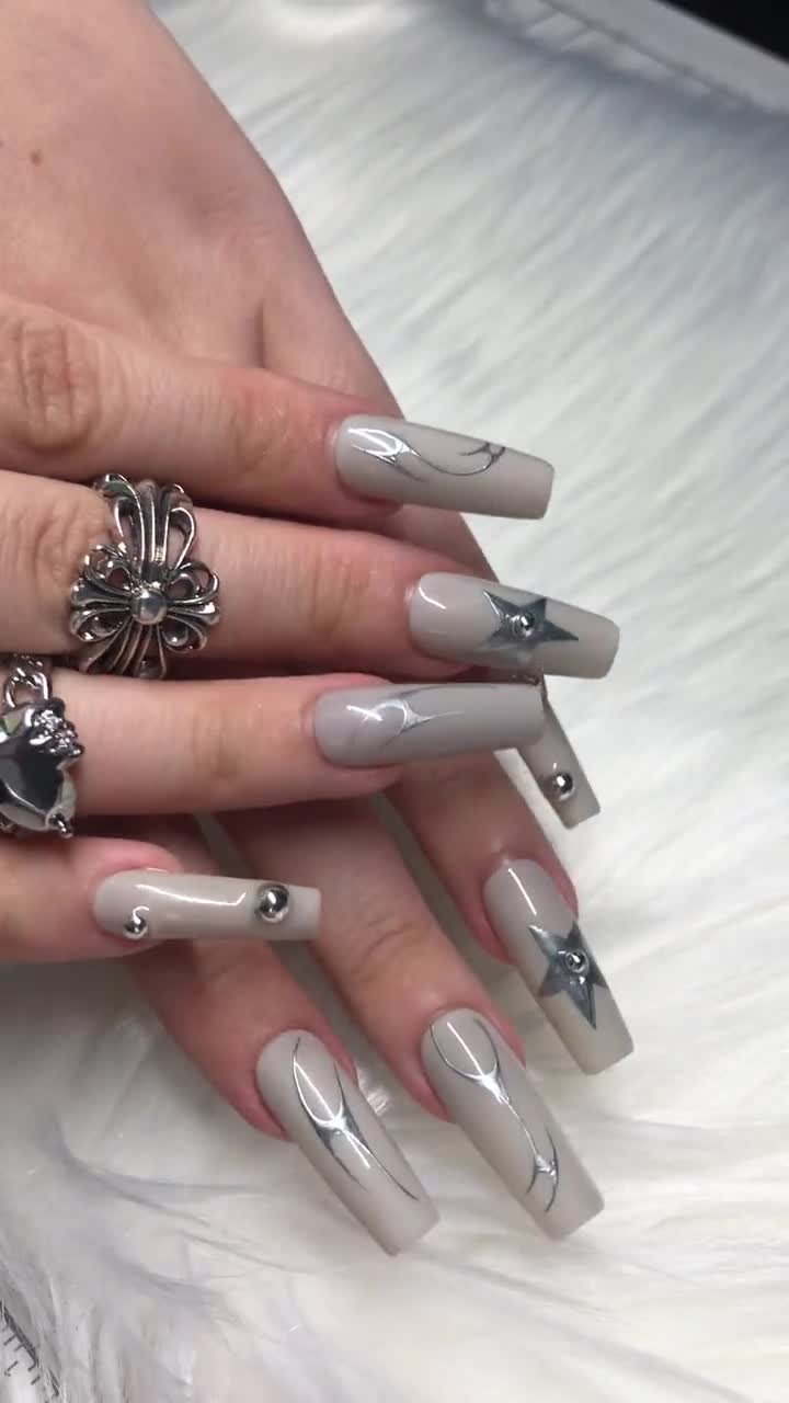 Y2K Silver Grey Goth Emo Press on Nails With Silver Chrome Stars
