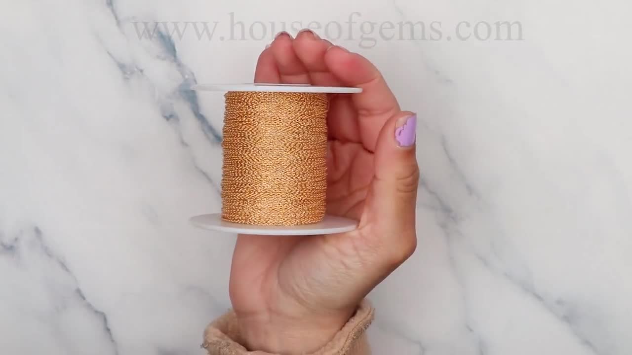 Cadena de eslabones chapada en oro de 14 quilates (1,1 x 1,3 mm) (GF1025) Precio por pie video poster