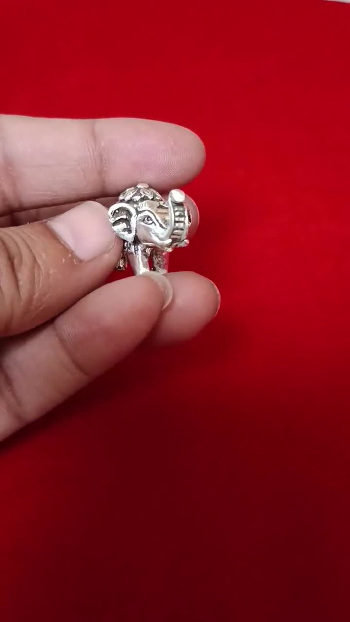 スターリングシルバーの象の置物、ミニ祝福彫刻 - Etsy 日本