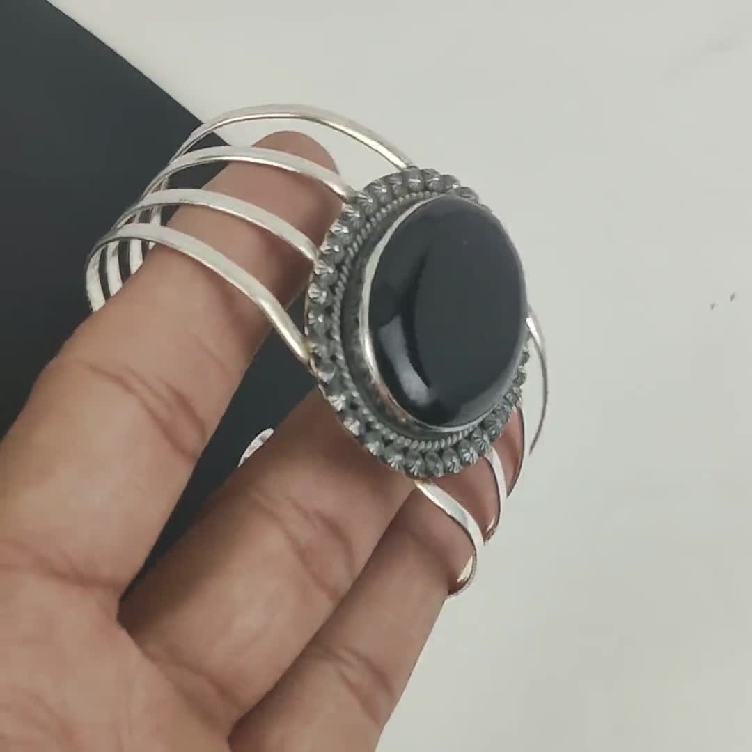 Vintage Black Onyx Bangle ブラック オニキス バングル Amazon.com: Genuine Black Onyx Bangle Bracelet, 15mm Wide