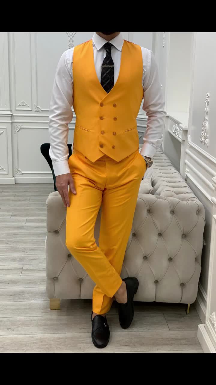 Yellow Notch Lapel Wedding Tuxedo Groomsmen Suit For Mens Wedding Includes  Jacket, Pants, Vest, And Tie From Coolman168, $95.48 | DHgate.Com