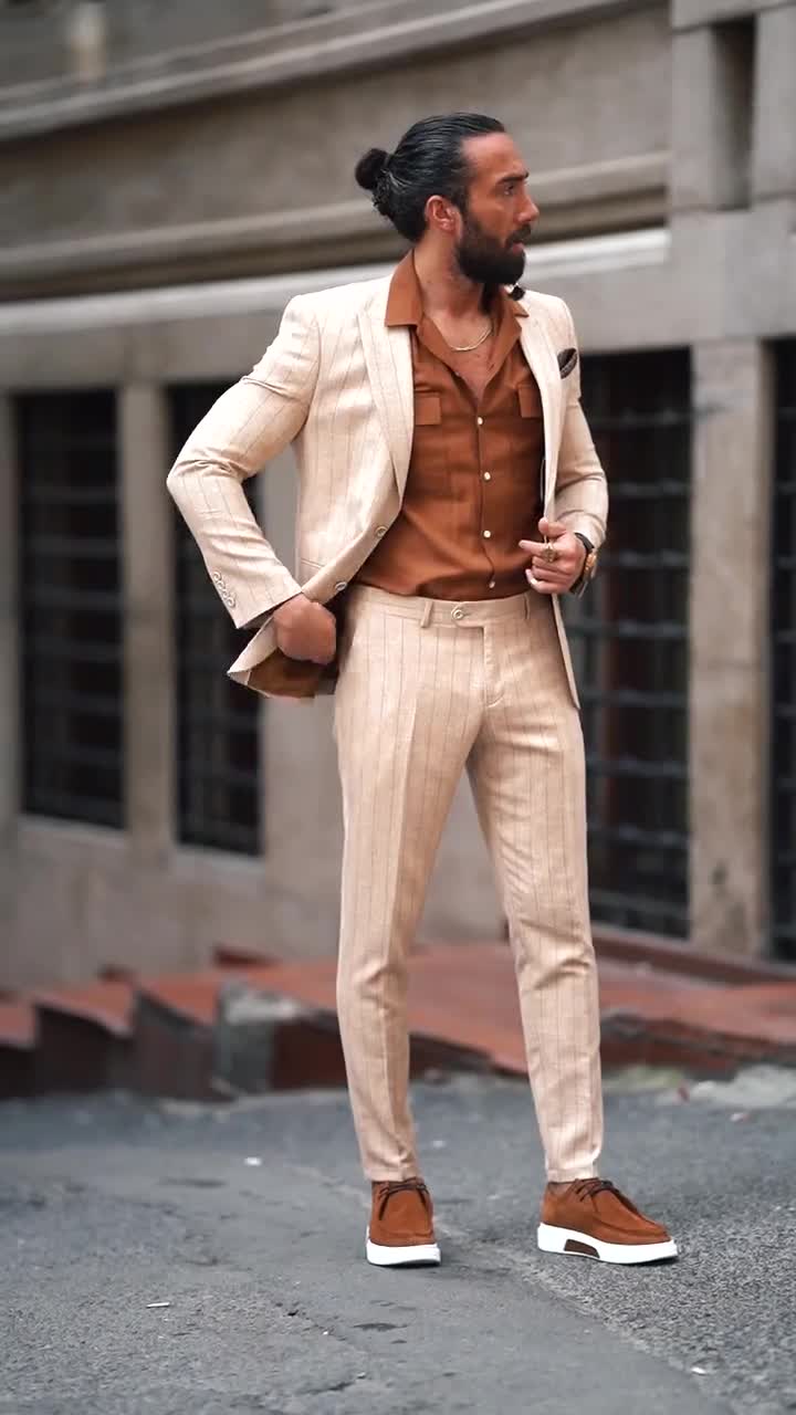 GentWith Rapid Khaki Slim Fit Notch Lapel 2 Piece Suit