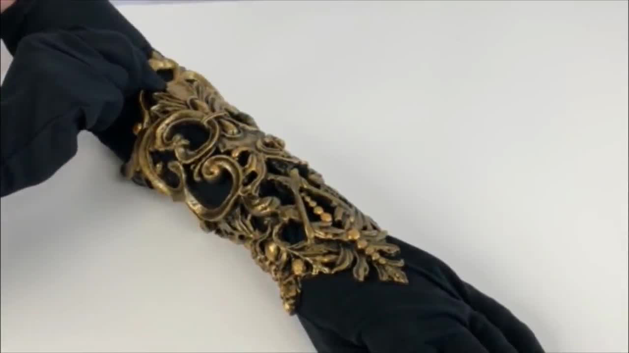 FAB Braveforge Bracers gold foil 開封済み Braveforge Bracers (Premier OP) | Promotional Cards | Star
