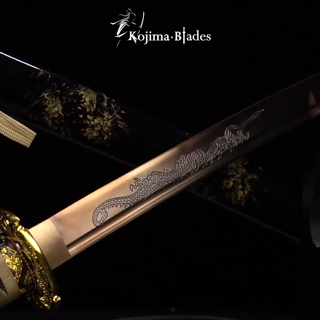 手作りの刀 - オリジナルデザインのファンタジースタイルの刀。彼氏や