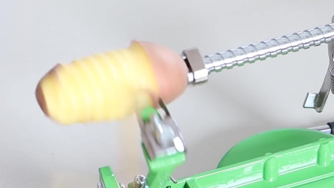 https://v.etsystatic.com/video/upload/q_auto/Green_Apple_Peeler_wwriau.jpg