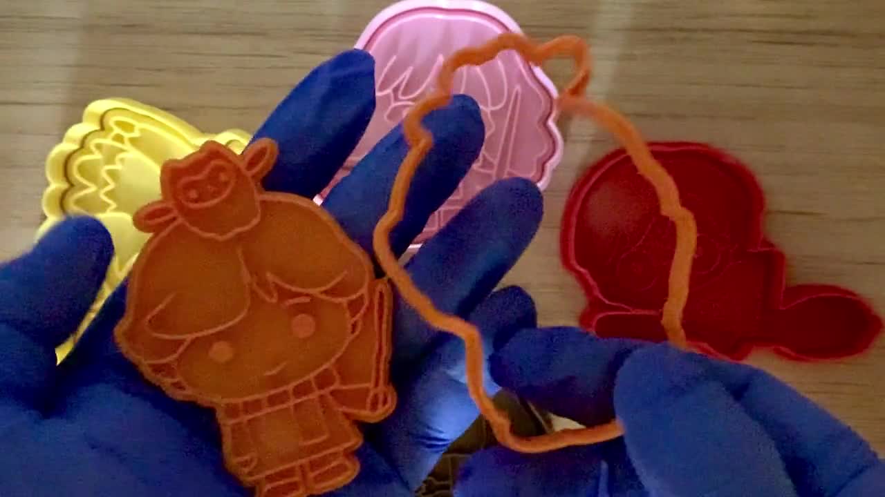 Harry Potter Cookie Cutter Set of 5 Includes Hermione Granger, Ron