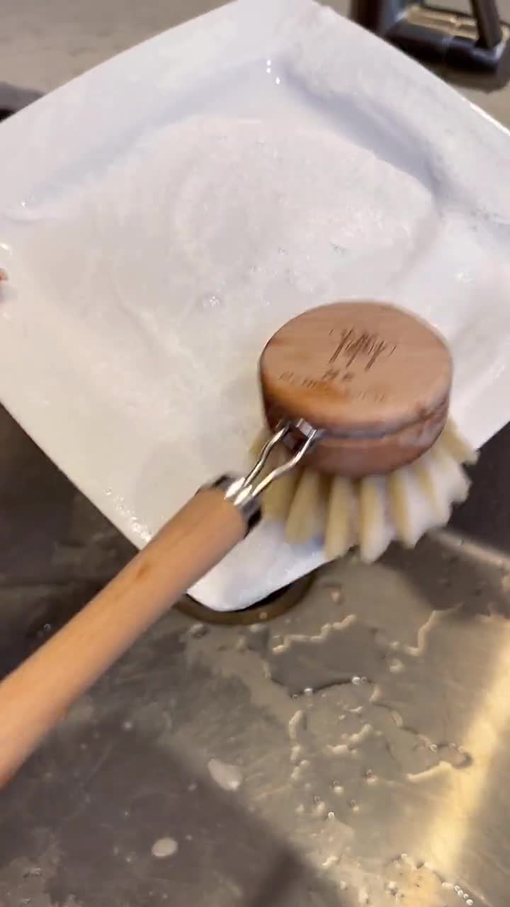 https://v.etsystatic.com/video/upload/q_auto/HandleBRushVideo_rcghxl.jpg