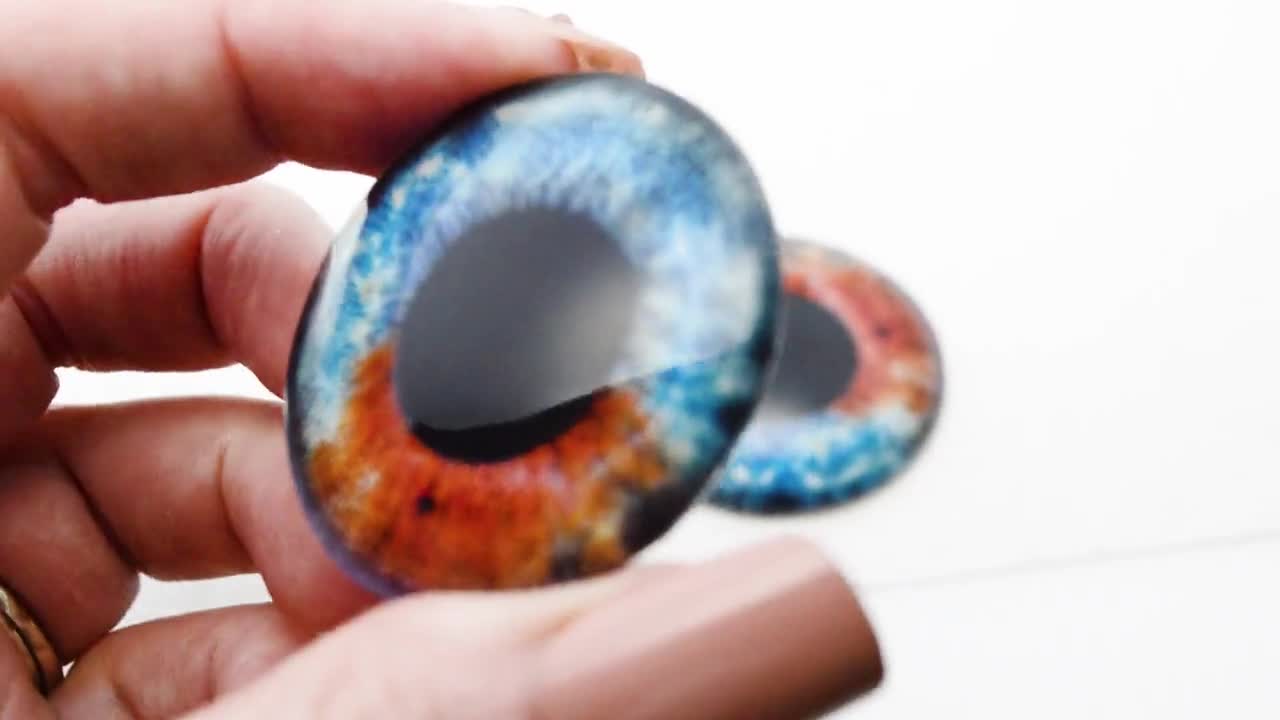 Side Glance Blue Human Glass Eyes 6mm to 60mm Jewelry Making Art Doll Parts  Taxidermy Sculpture Bloodshot Eyeball Flatback Domed Cabochons 